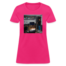 Load image into Gallery viewer, Women's Tee - fuchsia